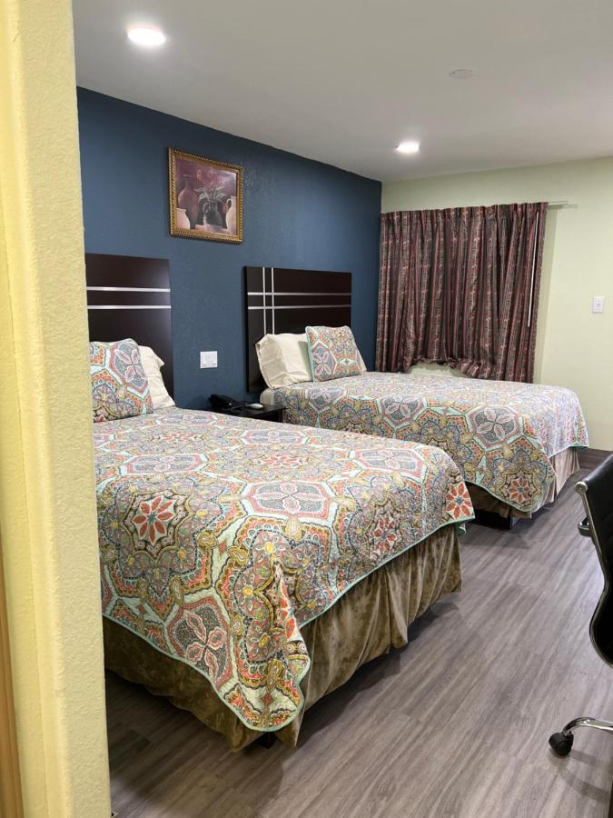 Budget Inn Hallettsville Esterno foto