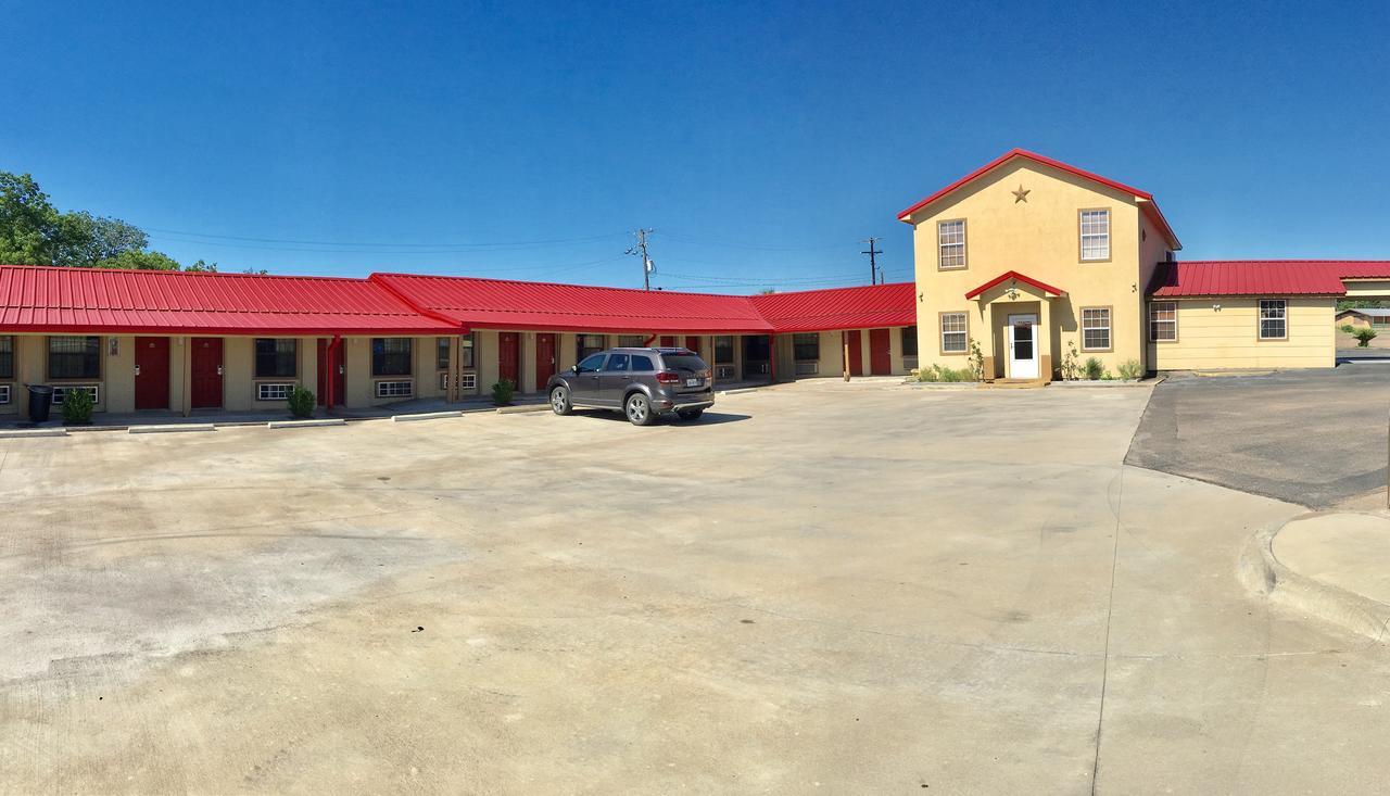 Budget Inn Hallettsville Esterno foto